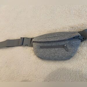 Dagne Dover Ace Belt Bag Grey Heather Neoprene Fanny Pack
